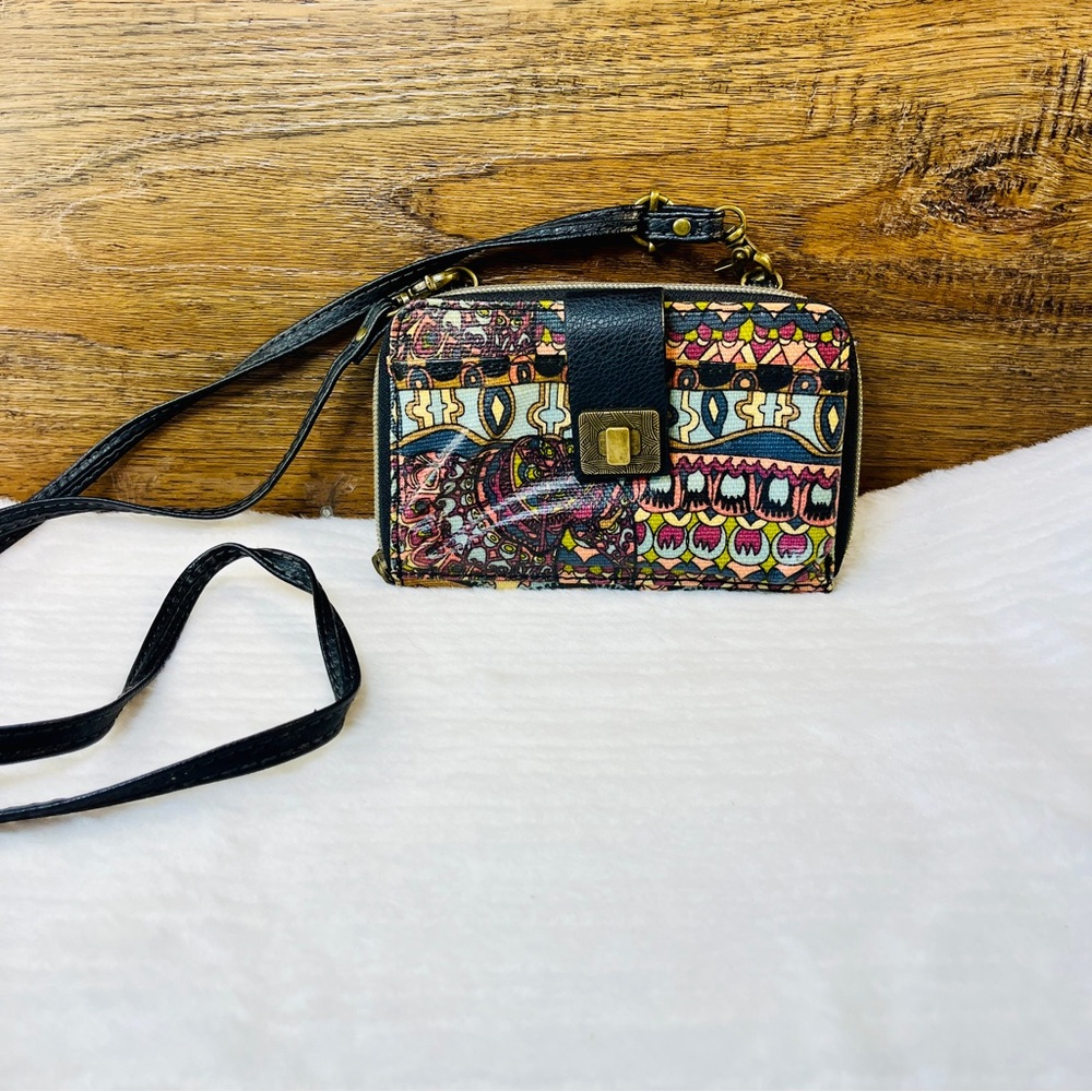 Sakroots Crossbody Removable Strap Clutch